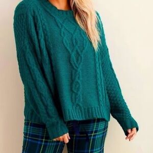 Aerie Green Chunky Cable Knit Sweater XL